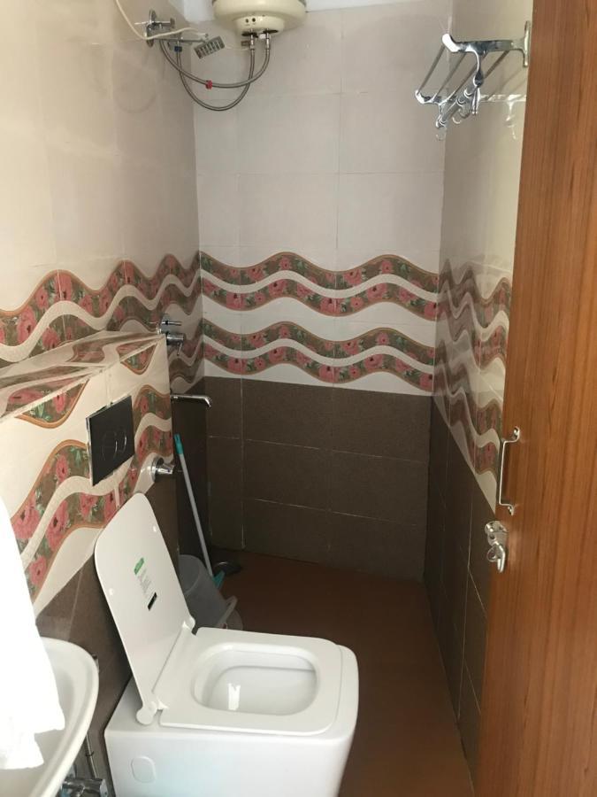 רישיקש Hotel Cosy Nook מראה חיצוני תמונה